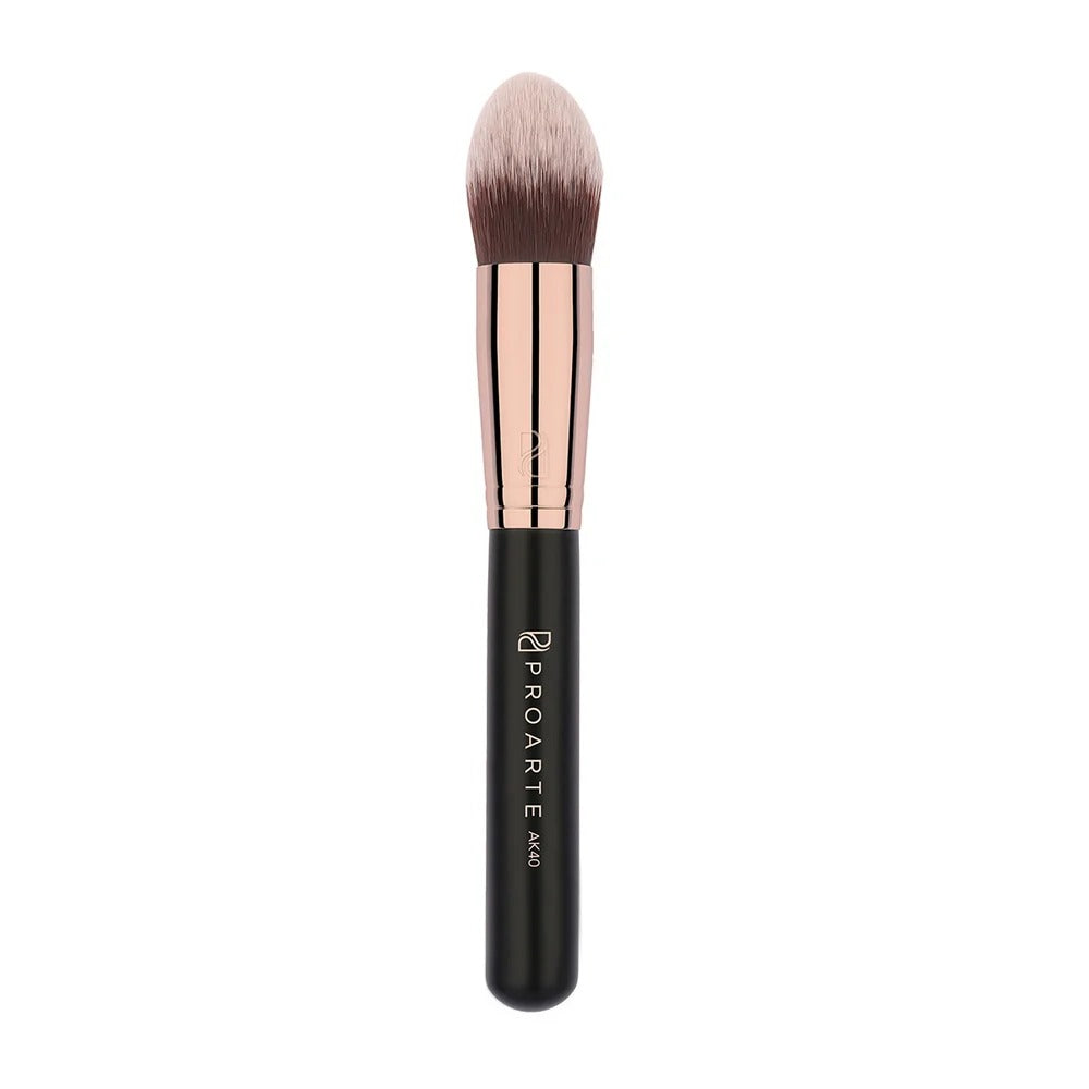 Tapered Kabuki Brush AK-40
