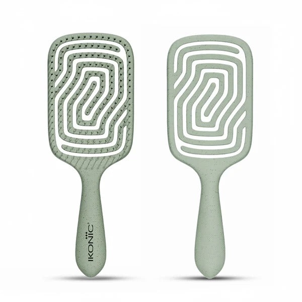 Ikonic Me Ikonic Me Eco Labyrinth Paddle Brush IKM-3017 with Flexible Maze Design & Ion Bristles